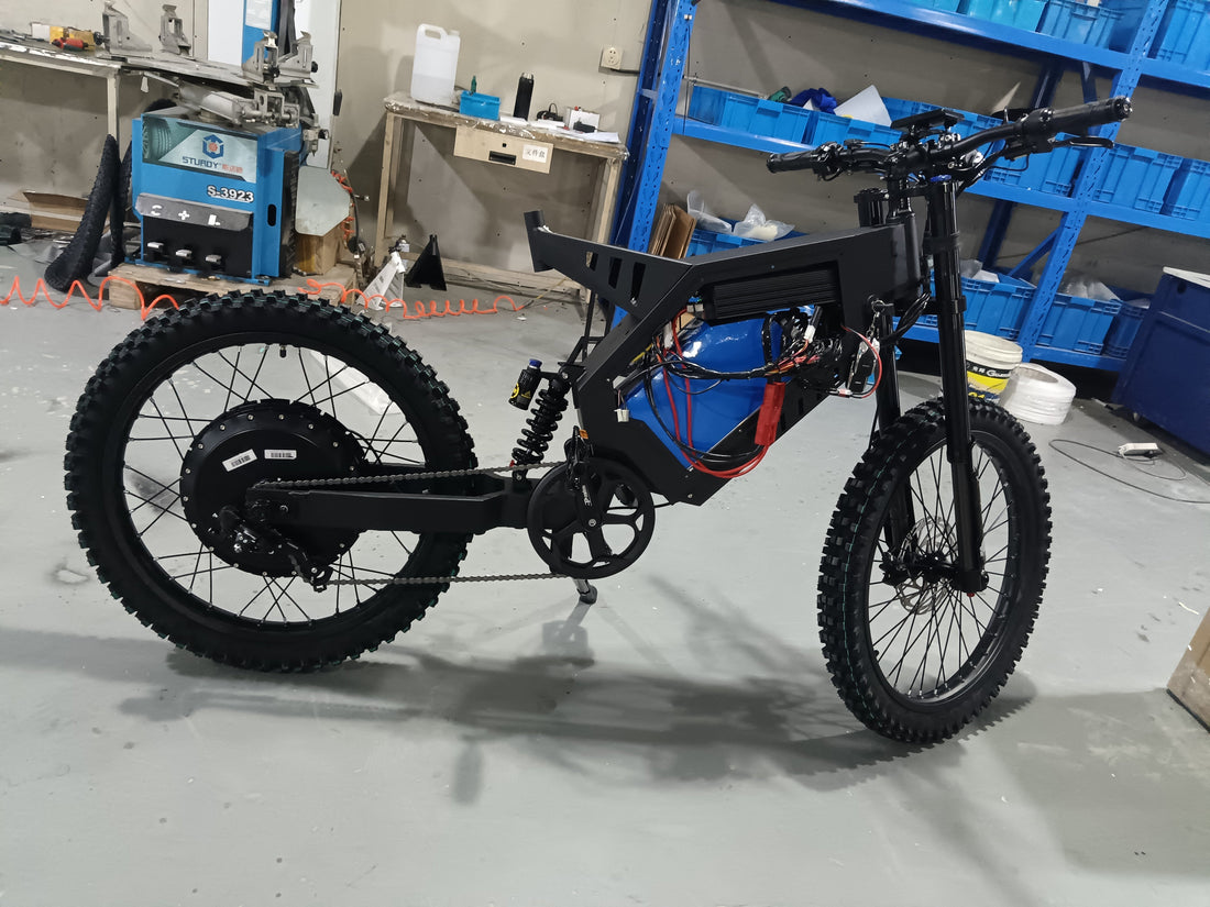 Video and pictures of 21" motorcycle wheel 8000w bomber bike shipped on 20251201